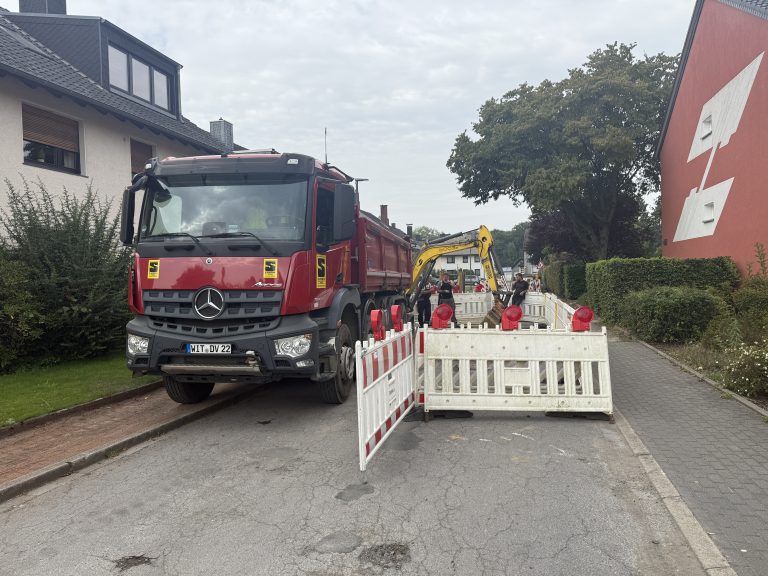 09-baustelle-lkw